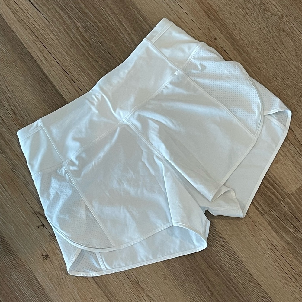 White Lulu lemon Running Speedup shorts size 6
